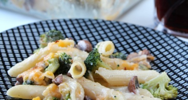 Vegetable pasta in white sauce recipe