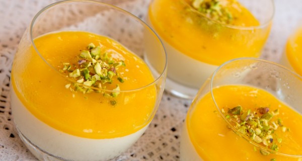 Mango panna cotta recipe